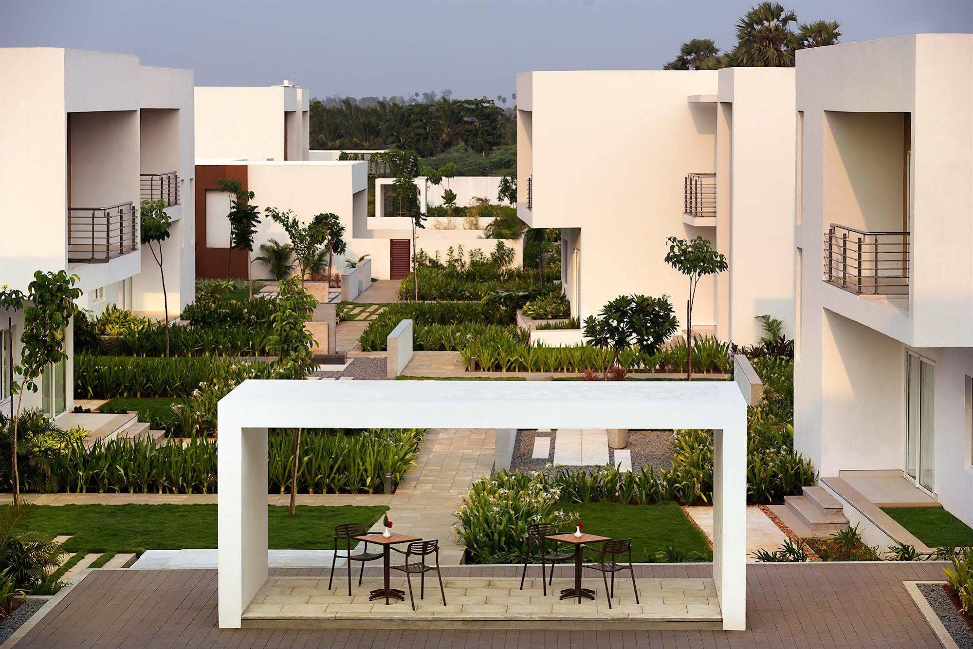Confluence Banquets And Resort Mahabalipuram Exterior photo